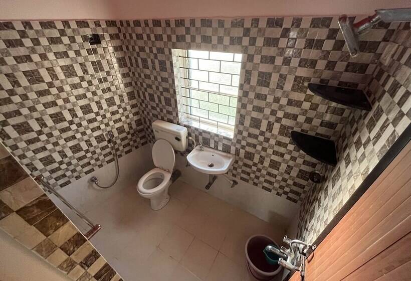 پانسیون Lt Morjim