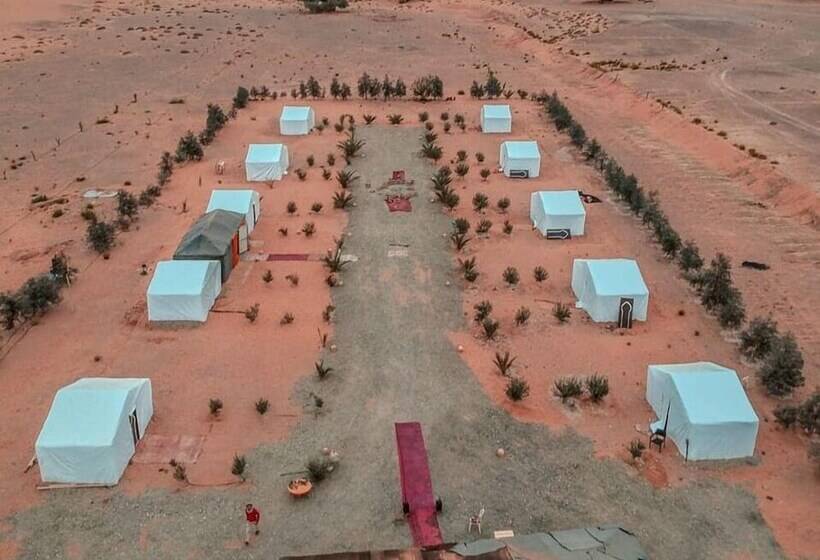 هتل Bivouac Erg Znaigui