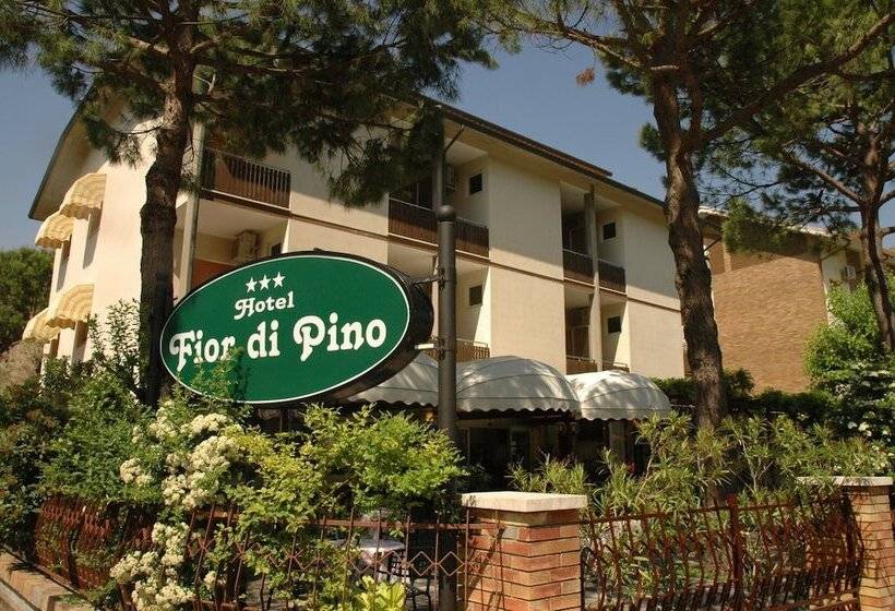 هتل Fior Di Pino
