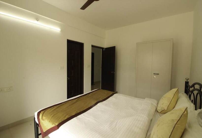 호텔 Oyo 11014 Home Goa Spacious 2bhk Nerul