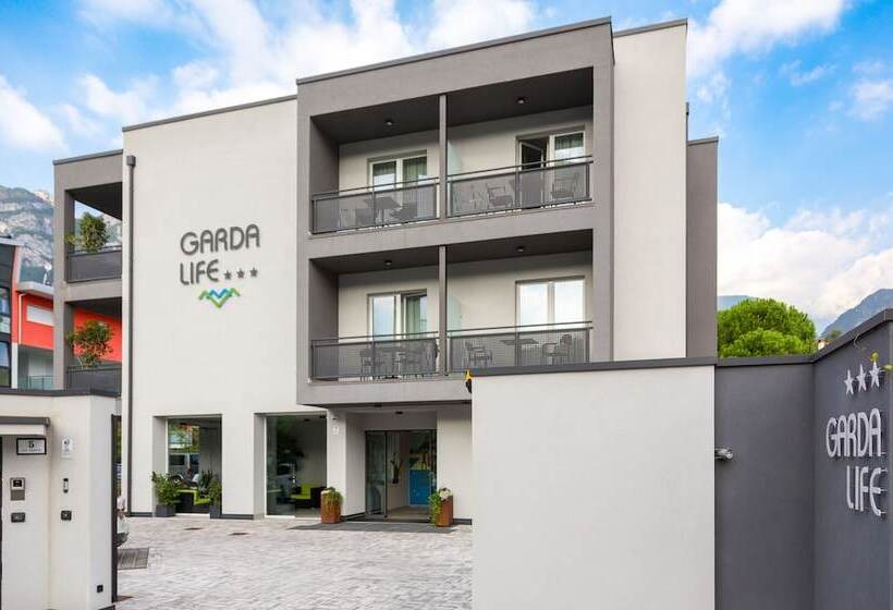 هتل Garda Life