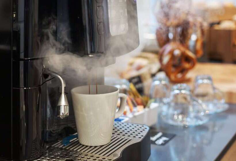 בית מלון כפרי Holiday Inn Express   Erlangen, An Ihg