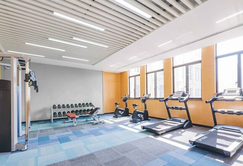 Atour Hotel Zhenjiang Nanxu Avenue Branch