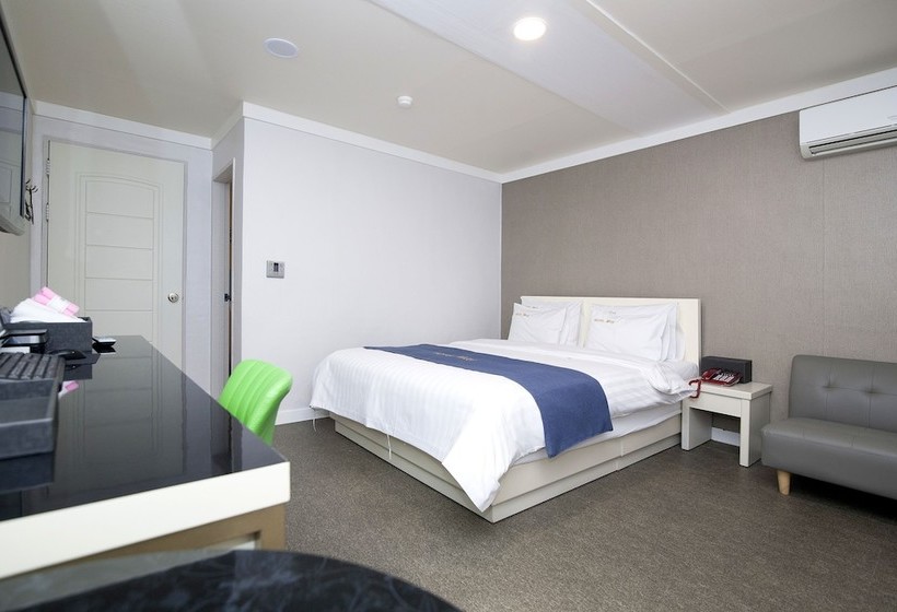 فندق Gunsan  May