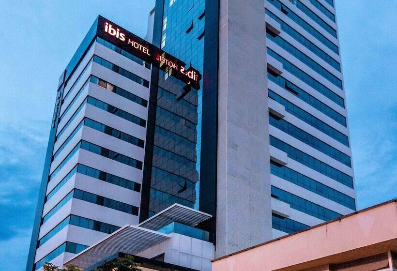 בית מלון כפרי Ibis Palmas Avenida Jk