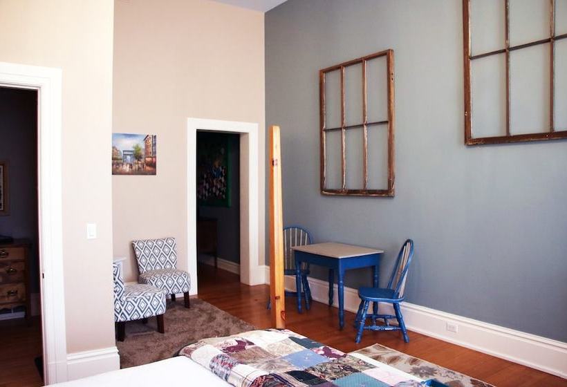 23 Steps Inn