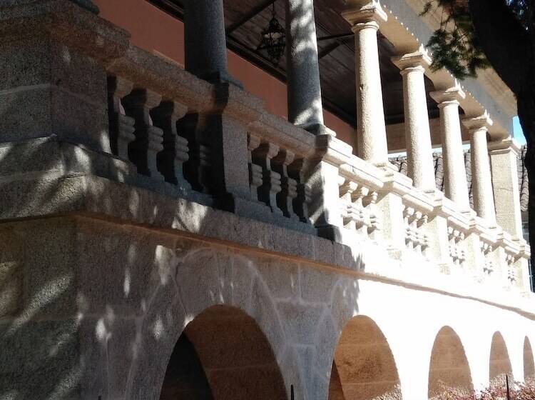 تختخواب و صبحانه Casal Palace