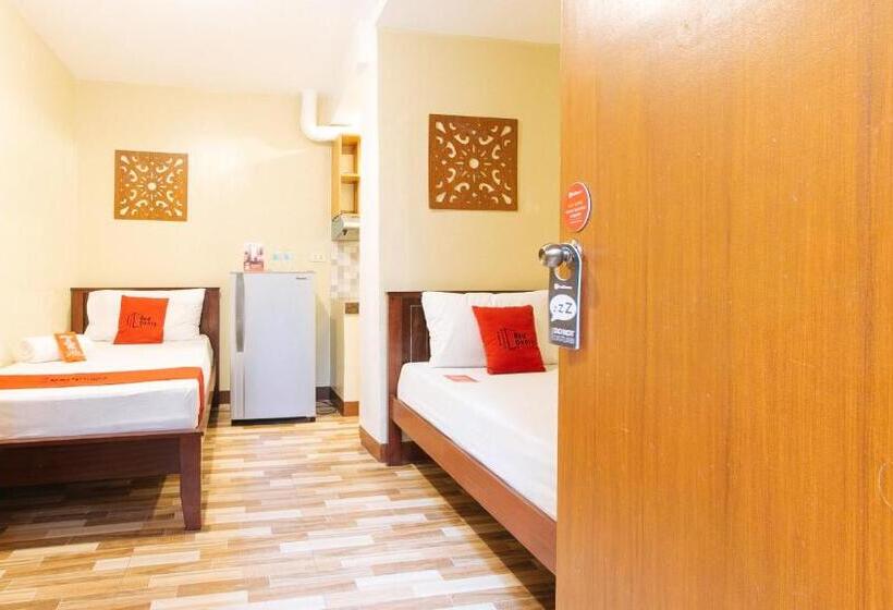 בית מלון כפרי Reddoorz Near Pnr Espana Station