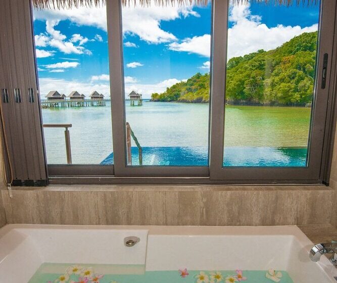 هتل The Pristine Villas And Bungalows At Palau Pacific Resort