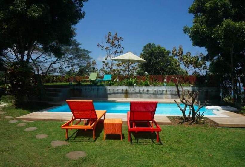 بنسيون Manggis Garden Dive Resort