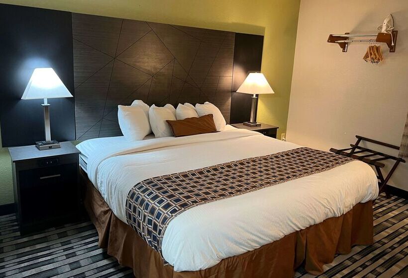 בית מלון כפרי Express Inn