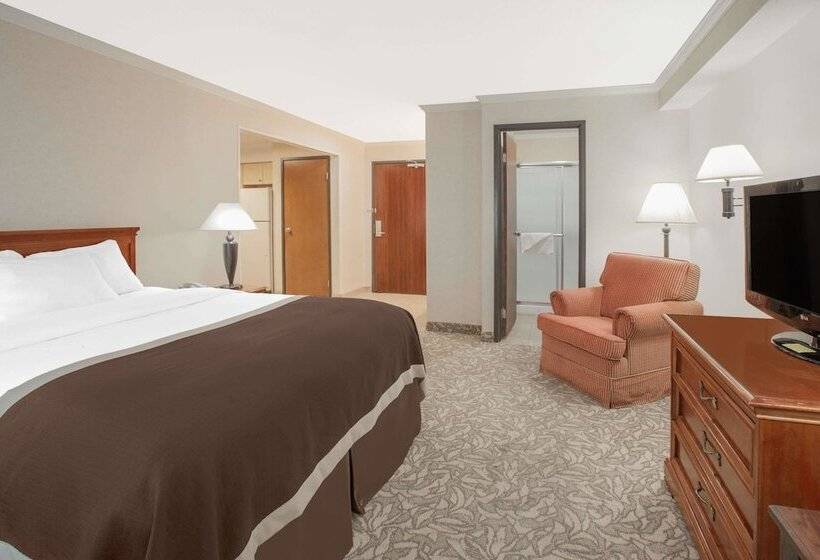 فندق Baymont By Wyndham Jackson