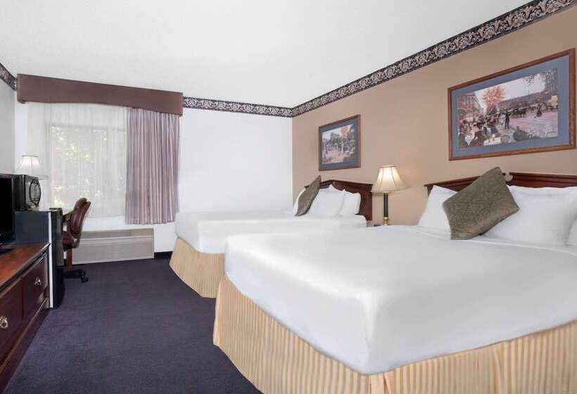 هتل Baymont By Wyndham La Crosse/onalaska