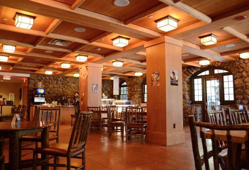 فندق Overlook Lodge And Stone Cottages At Bear Mountain