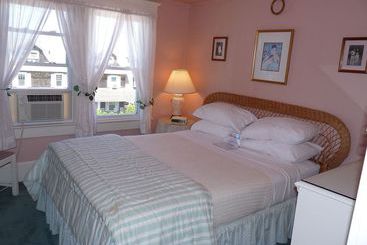 هتل The Bentley Inn