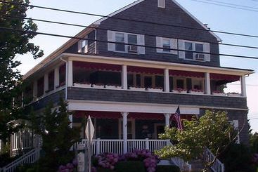 هتل The Bentley Inn