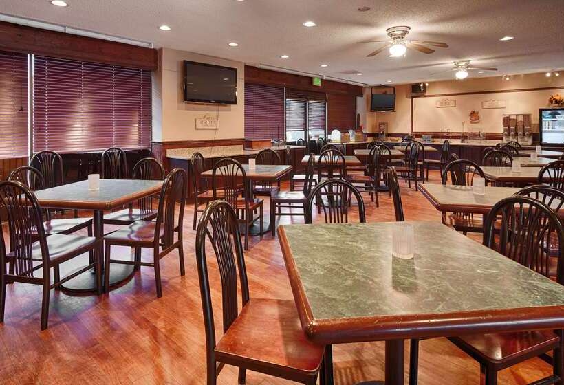 فندق Best Western Battlefield Inn