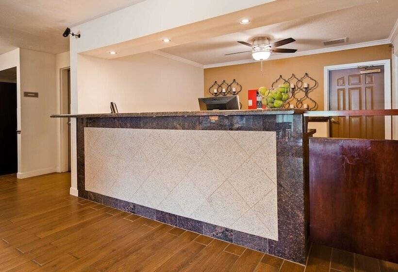 هتل Best Western Clovis Cole