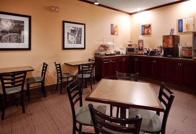 ホテル Best Western Plus Executive Inn