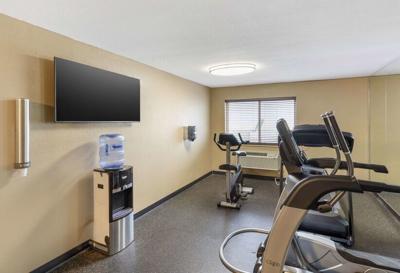 هتل Best Western St. Louis Inn