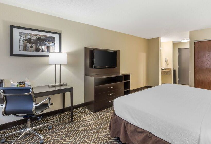 هتل Best Western St. Louis Inn