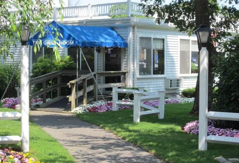 هتل Blue Rock Resort