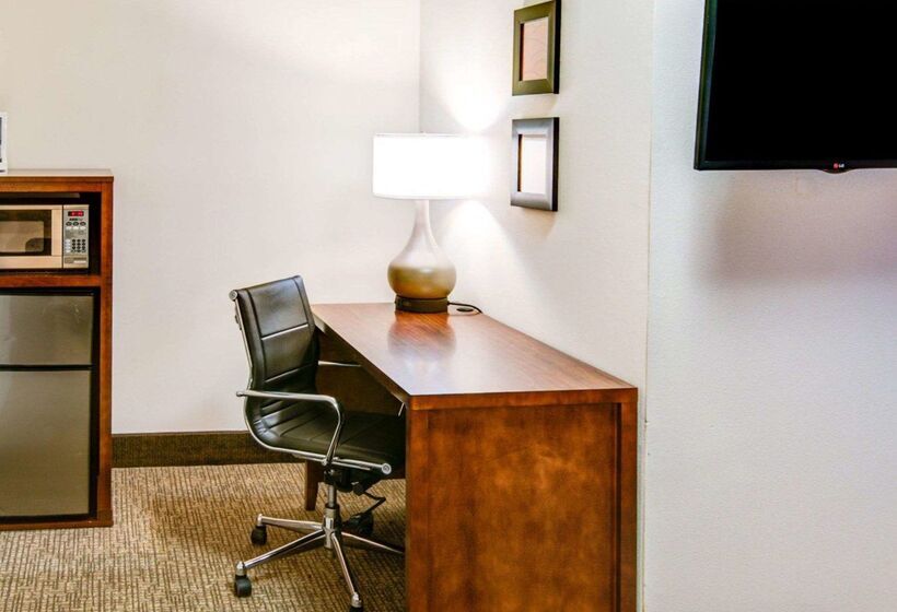 هتل Comfort Inn Redding Near I 5