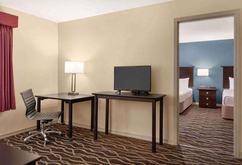 酒店 Days Inn And Suites By Wyndham Sikeston