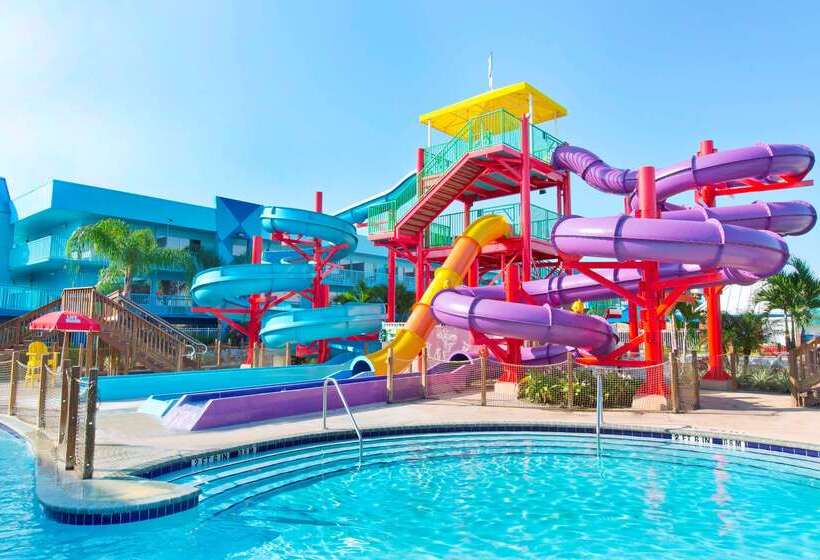 هتل Ramada By Wyndham Flamingo Water Park