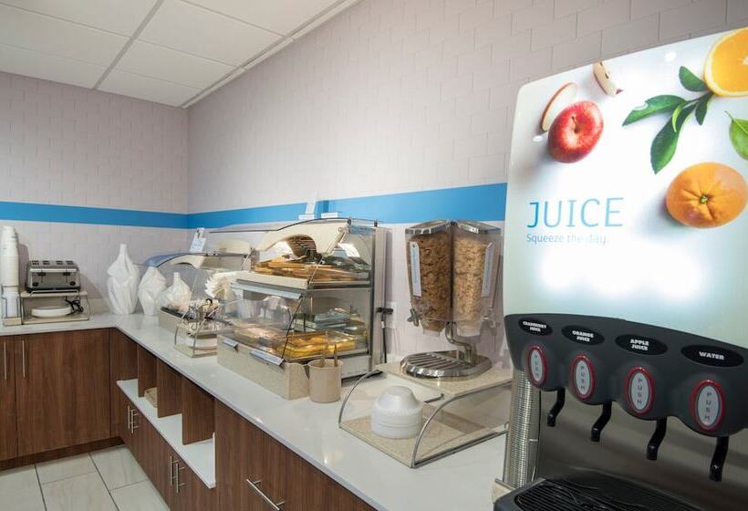 בית מלון כפרי Holiday Inn Express Peoria North   Glendale, An Ihg