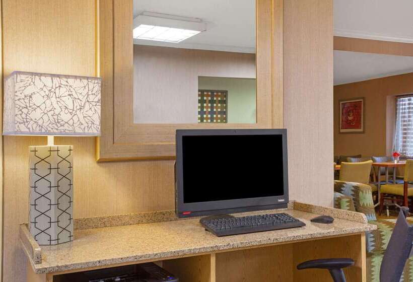 호텔 La Quinta Inn By Wyndham Auburn Worcester