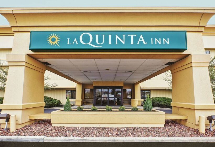 בית מלון כפרי La Quinta Inn By Wyndham Toledo Perrysburg