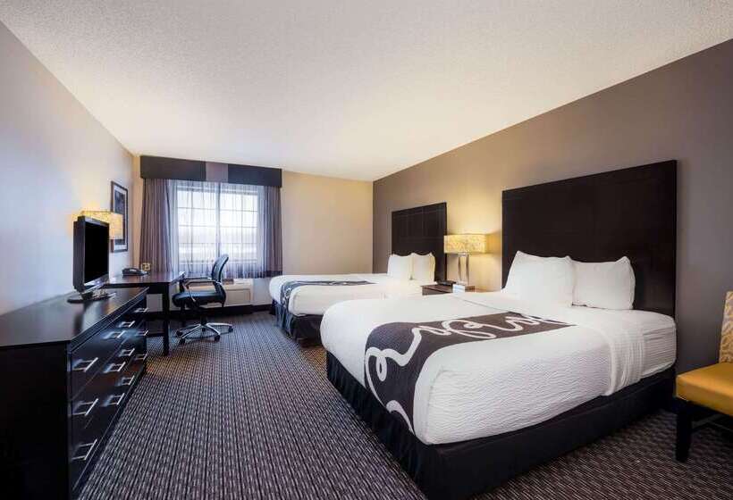 호텔 La Quinta By Wyndham Cleveland Macedonia