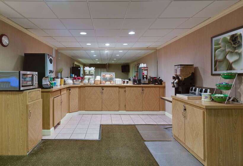 בית מלון כפרי La Quinta By Wyndham Lakeland East