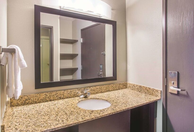 酒店 La Quinta By Wyndham O Fallon, Il   St. Louis