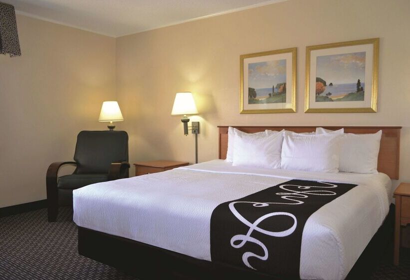 בית מלון כפרי La Quinta By Wyndham Tampa Fairgrounds - Casino