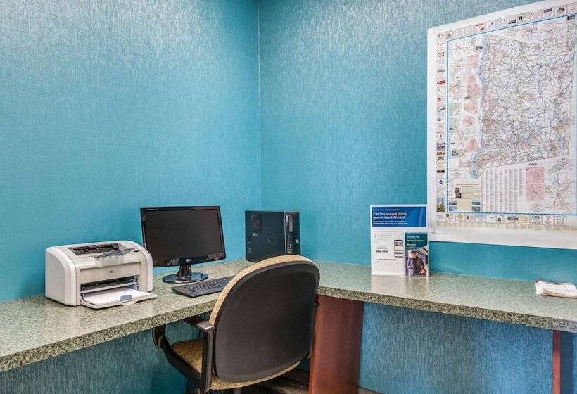 فندق Quality Inn Poughkeepsie