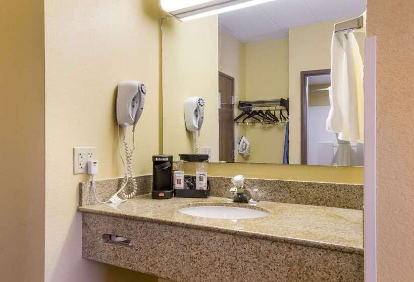 هتل Quality Inn & Suites Cvg Airport