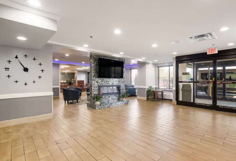 هتل Quality Inn & Suites Cvg Airport