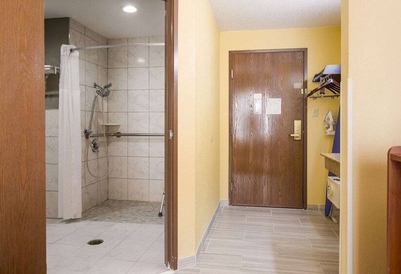 هتل Quality Inn & Suites Cvg Airport