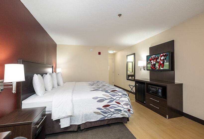 Hotel Red Roof Inn & Conference Center Wichita Airport