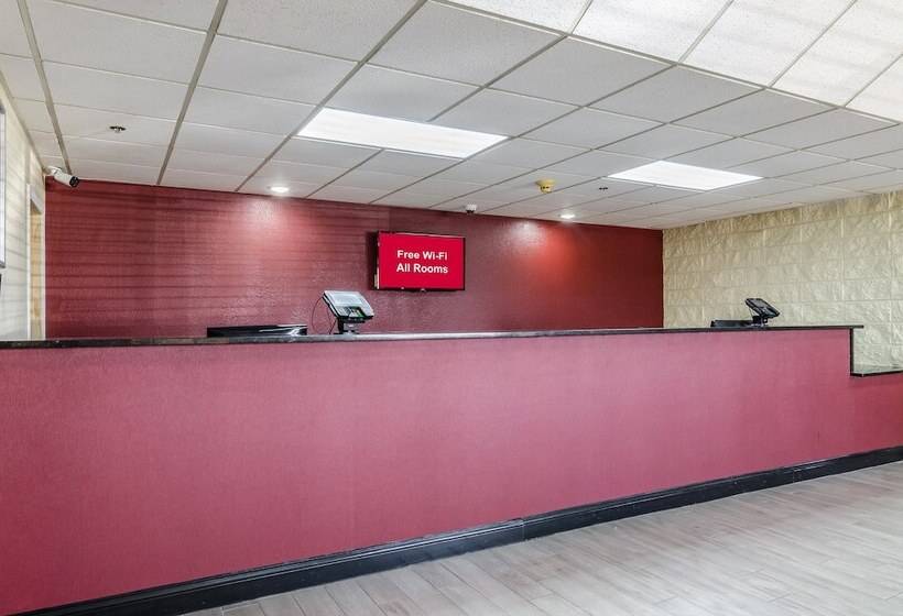 Hotel Red Roof Inn & Conference Center Wichita Airport