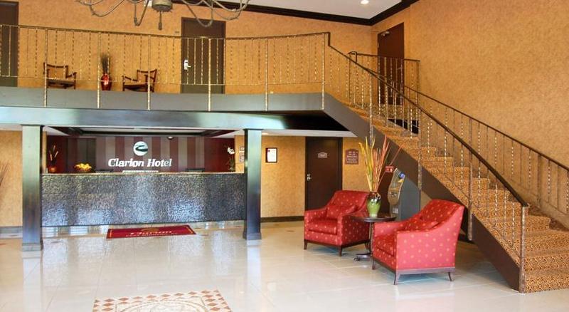 فندق Rodeway Inn & Suites