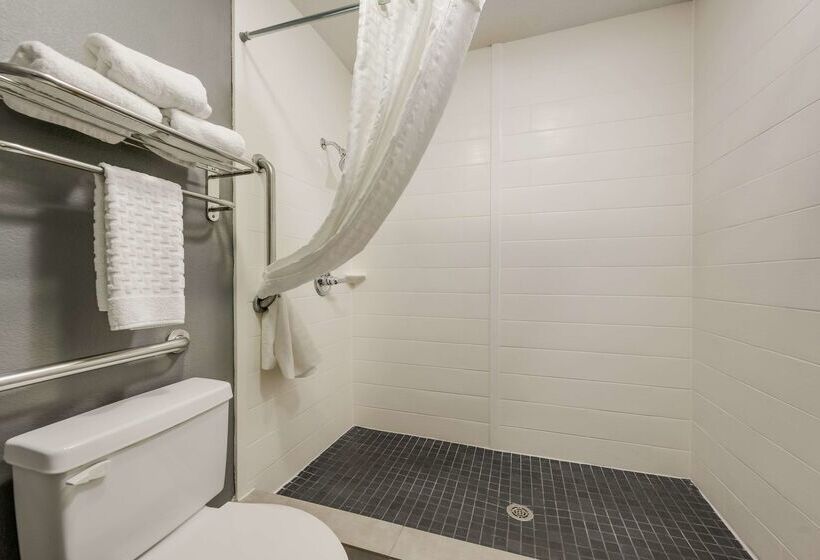 Surestay Hotel By Best Western Deer Park