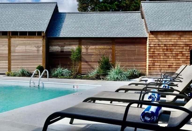 مُتل Cape Cod Veranda