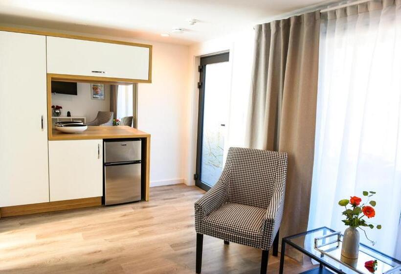 مُتل Cape Cod Veranda