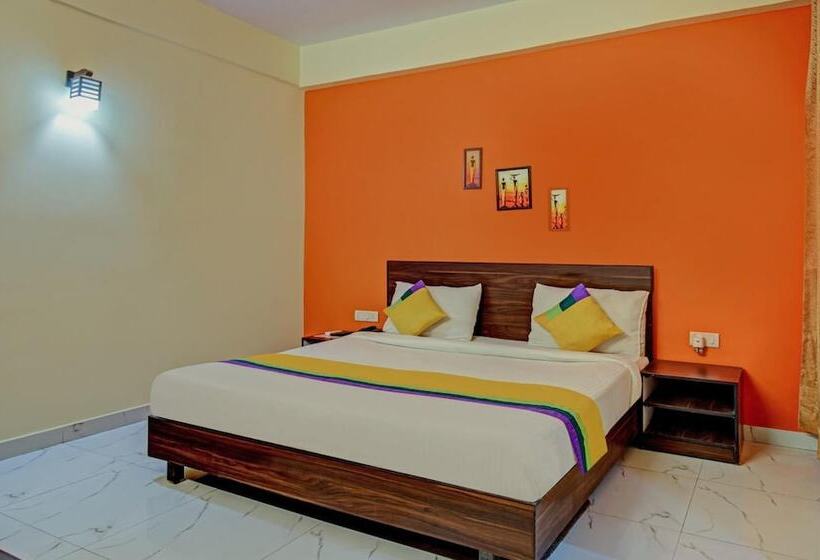 Itsy Hotels Royal Monarch