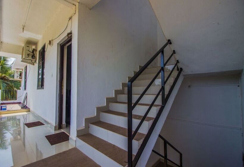 Oyo Home 12686 Spacious 2bhk