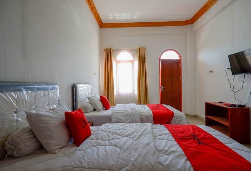 پانسیون Reddoorz Near Bolu Toraja