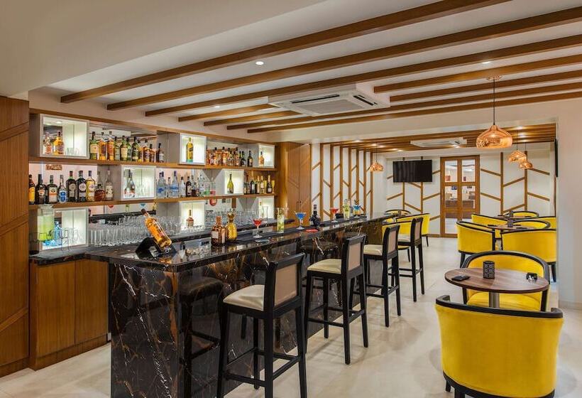 בית מלון כפרי Sobit Sarovar Portico